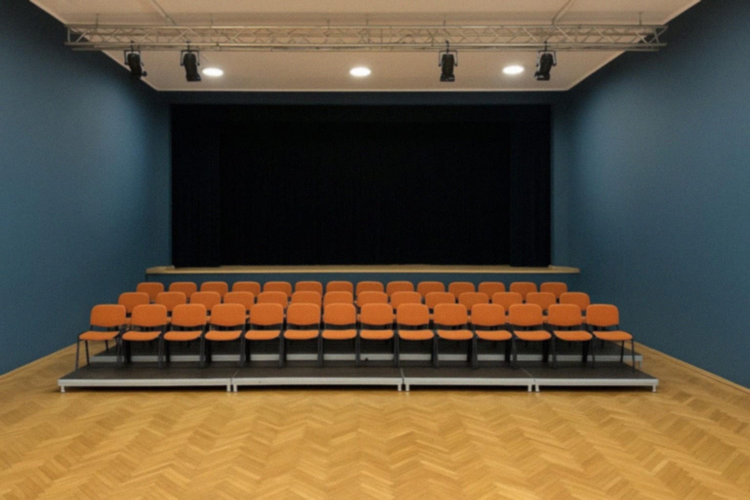 Stand-up Piotrka Szumowskiego – „Wagabunda” w Oławie